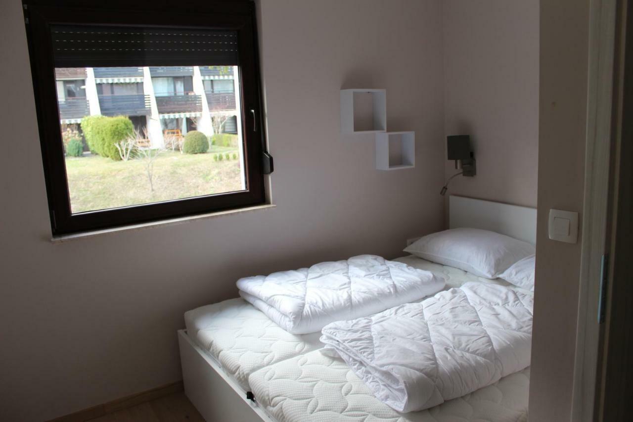 Apbovec Apartment Exterior foto